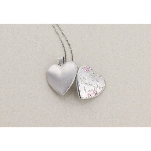 Sterling Silver Grandma Heart Locket Necklace 18" Chain - Picture 10 of 10